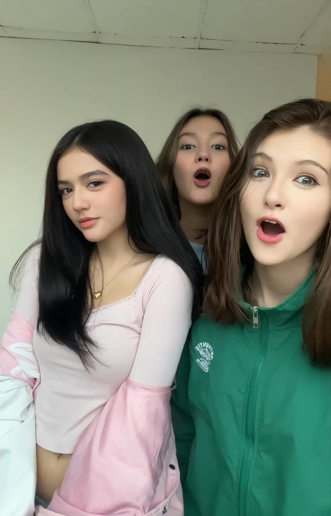 Sabrina Cuervo with Angel Cadao, Kayla Davies and Elly posing together outdoors